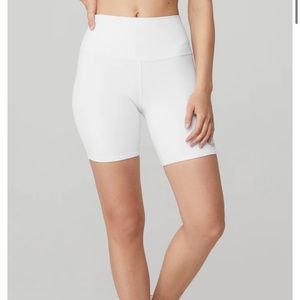 Alo yoga shorts